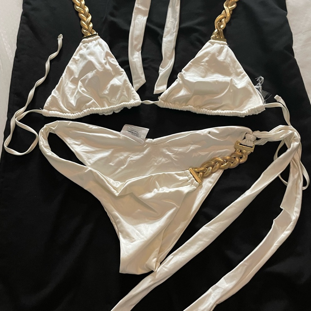 Beach Bunny White Bikini with Gold Accents Kardashian. Large bottom and Lg top.